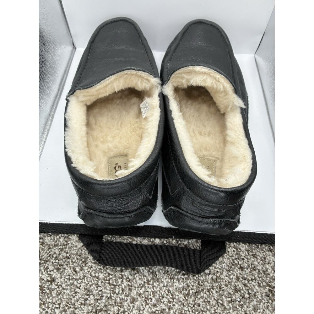 UGG Ascot Men's 11 Black Pebbled Leather Shearling Slipper Loafer 5379 EUC - Picture 4 of 7